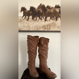 JustFab Tall/Knee-High Boots in Brown Pleather - size 9 - $22